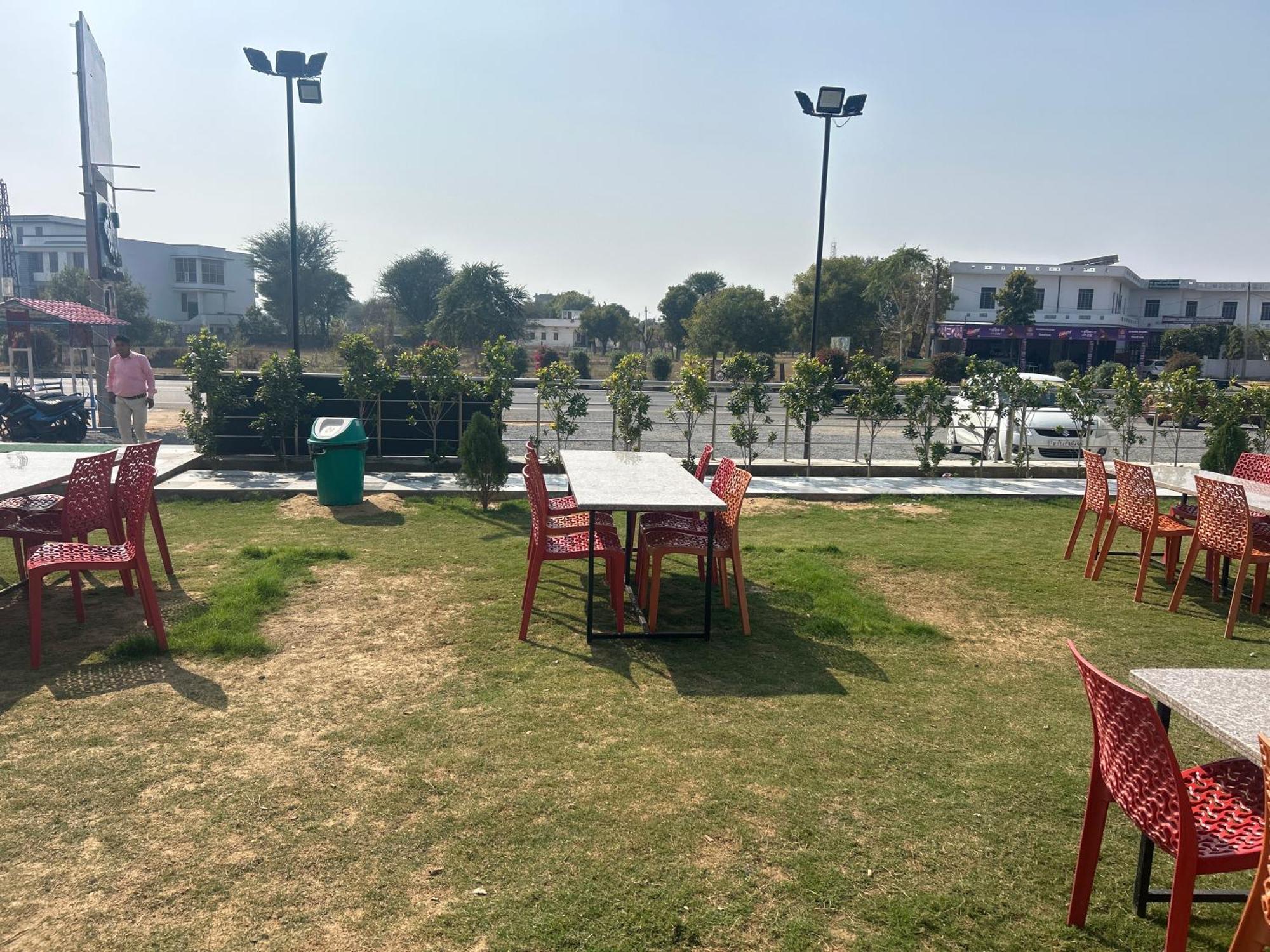 Shree Mahalok And Restaurant Hotel Jaipur